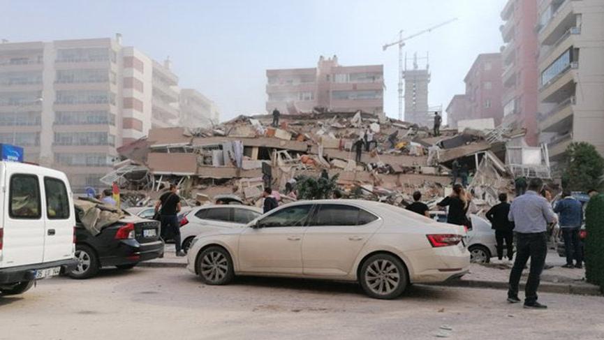 İzmir Büyükşehir Belediye Başkanı Tunç Soyer: 20'ye yakın binada yıkım ihbarı aldık