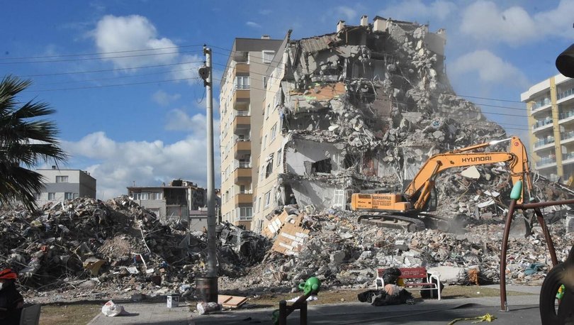 İzmir'de acil olarak yıkılacak bina sayısı açıklandı