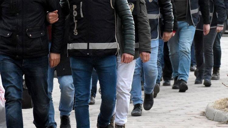 İzmir merkezli 56 ilde FETÖ operasyonu: 100 gözaltı