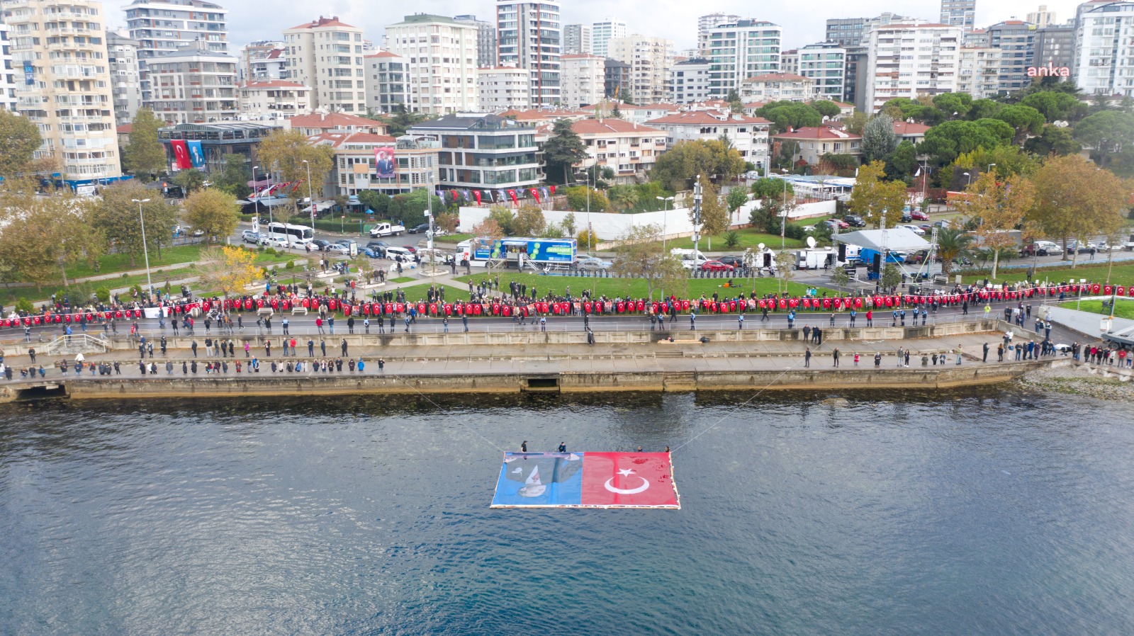 Kadıköy'de 'Ata'ya saygı zinciri' oluşturulacak