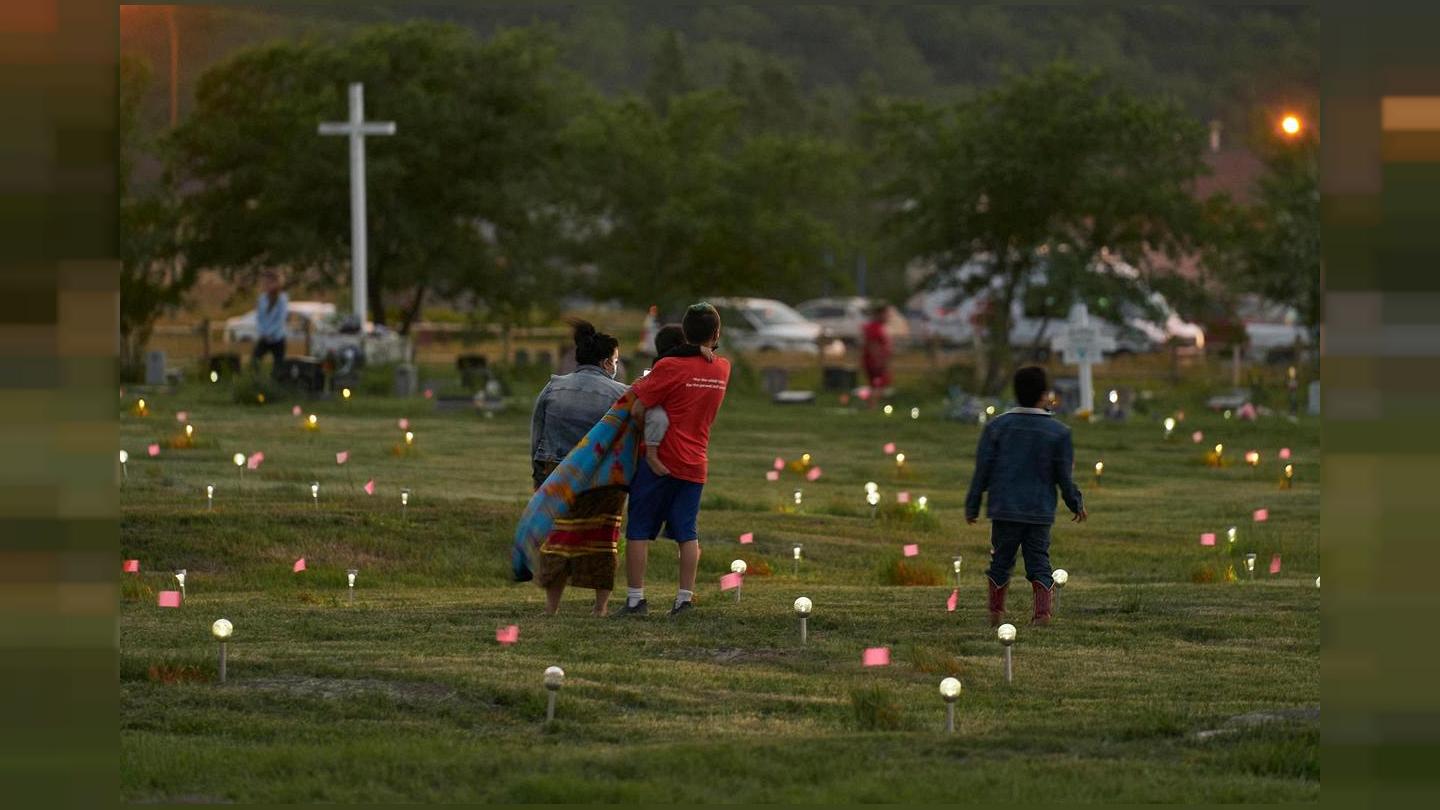 Kanada'da çocuk toplu mezarları: Kilise okul kayıtlarını açıklayacak