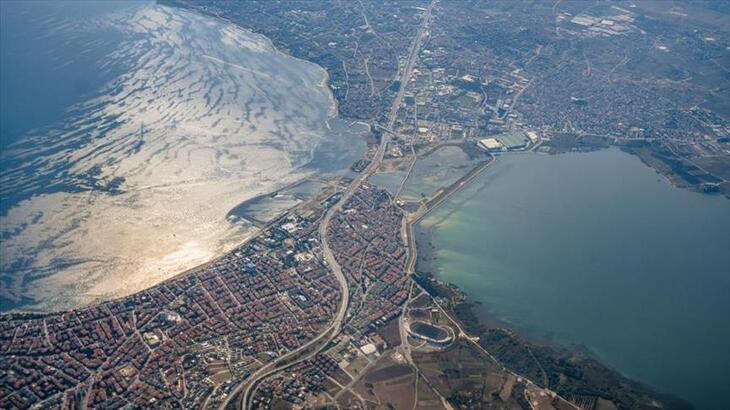 Kanal İstanbul'un çevre düzeni plan değişikliği ile imar planlarının 3 etabı onaylandı