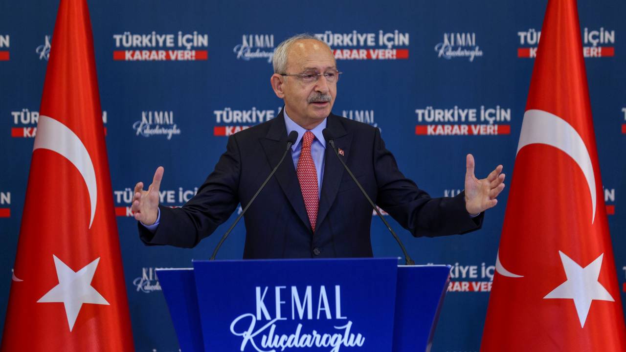 Kemal Kılıçdaroğlu: 25 milyonu aşan vatandaşımızı moralli bir şekilde dimdik ayakta görmek istiyorum