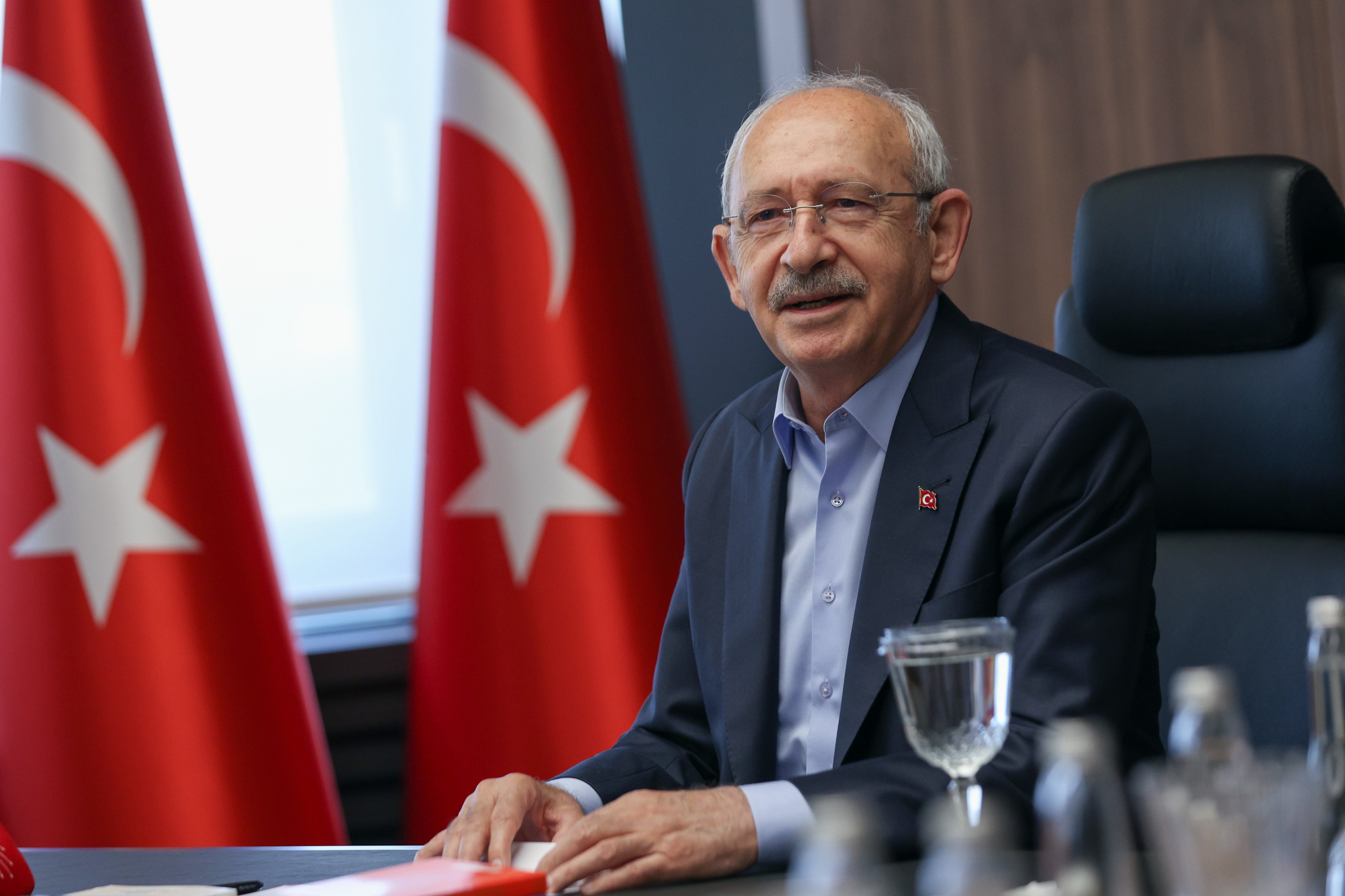 Kemal Kılıçdaroğlu: “CHP hiç kimseye altın tabak içinde Genel Başkanlığı sunmaz”