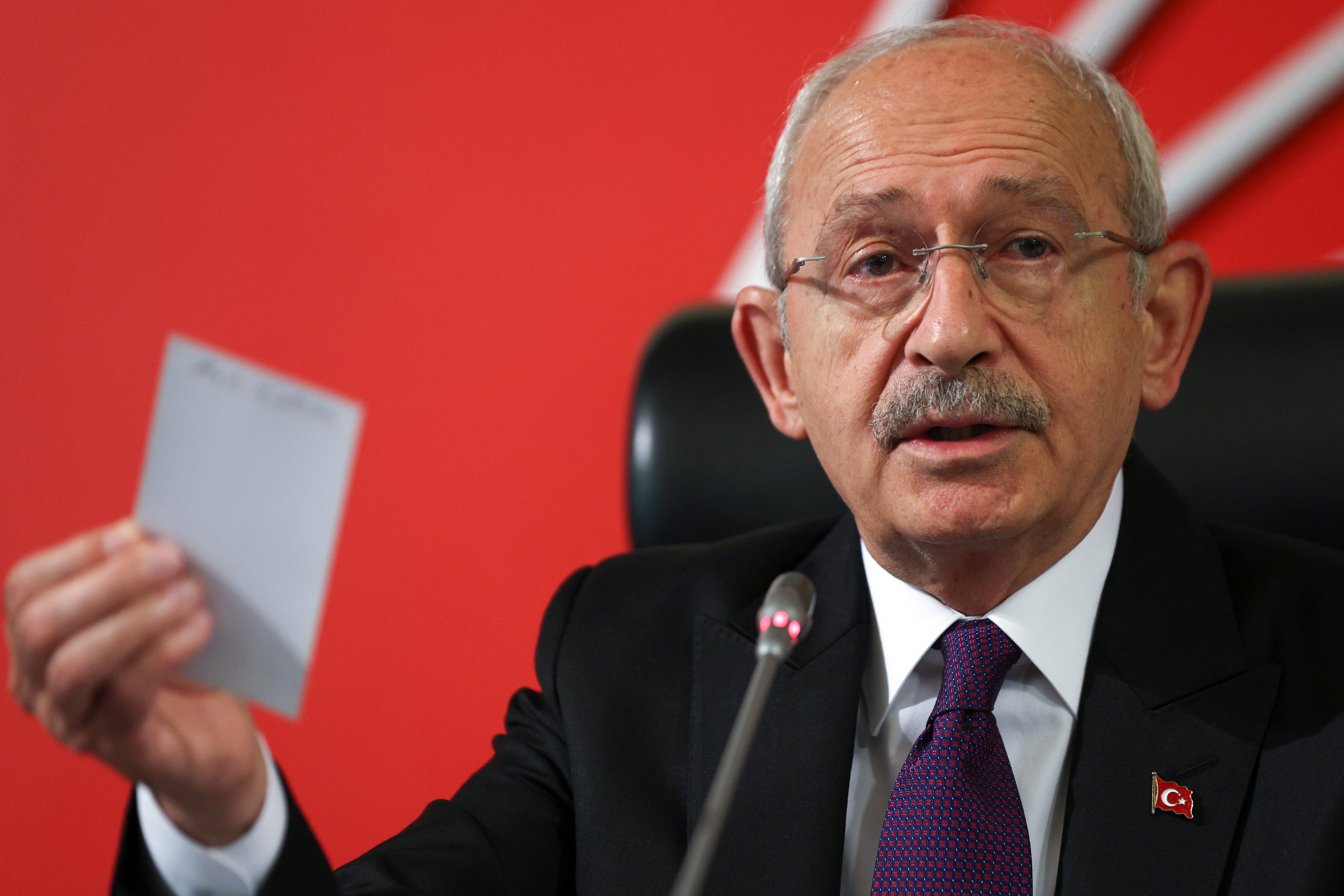 Kemal Kılıçdaroğlu, il başkanlarına 'yeniden adaylığına' ilişkin açıklama yaptı: İsterseniz devam ederim