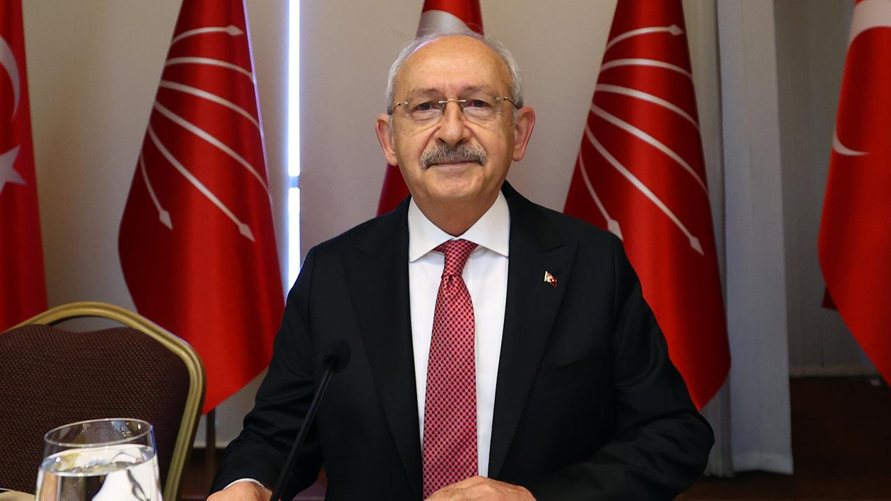 Kılıçdaroğlu: CHP’li belediye başkanlarının olduğu yerde CHP’li belediye başkanları devam eder