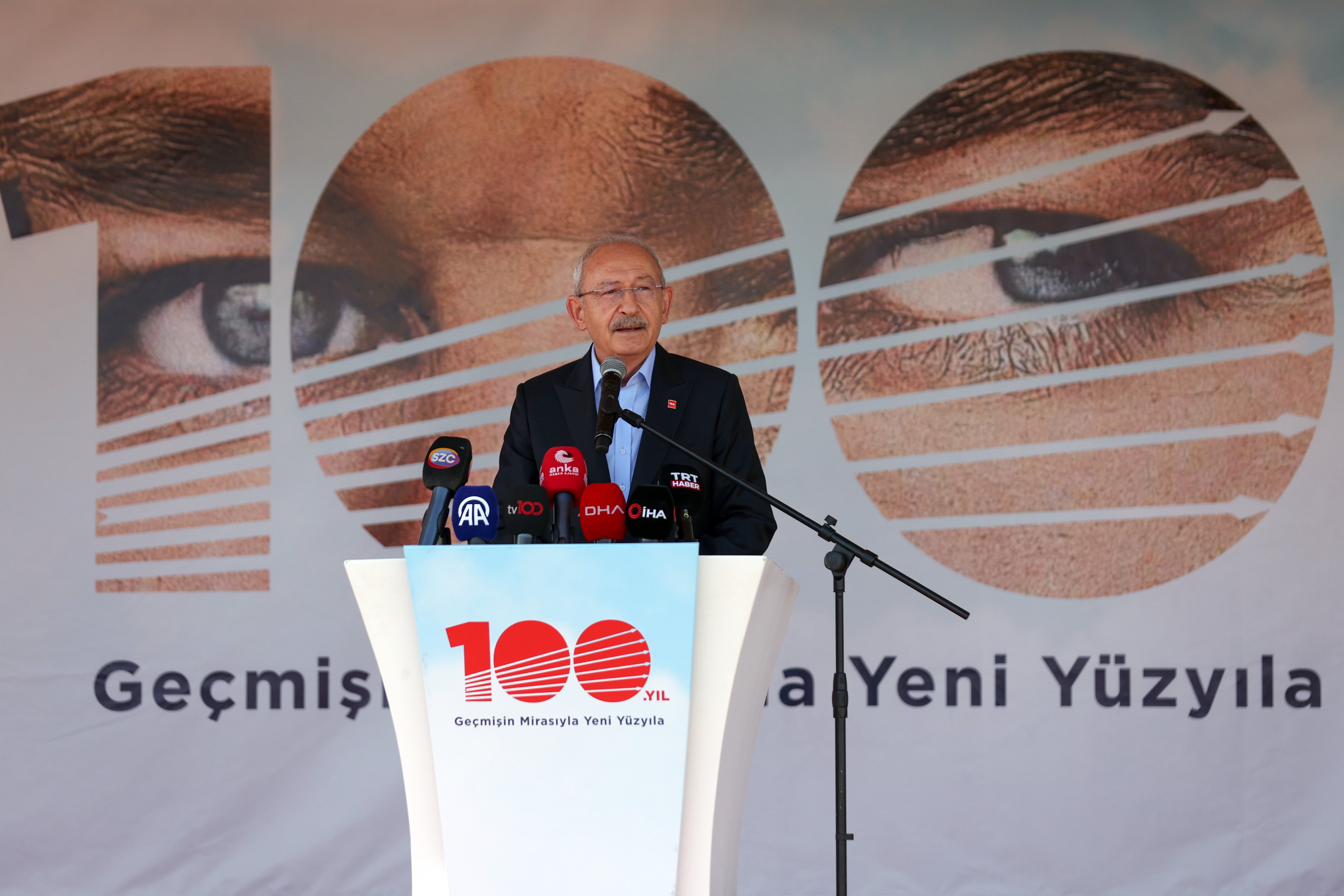 Kılıçdaroğlu: Cumhuriyet demek CHP demektir, CHP demek Türkiye demektir