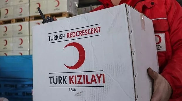 Kızılay'da 18 yönetici, AKP ve MHP'den siyaset yapmış ya da yapmak istemiş