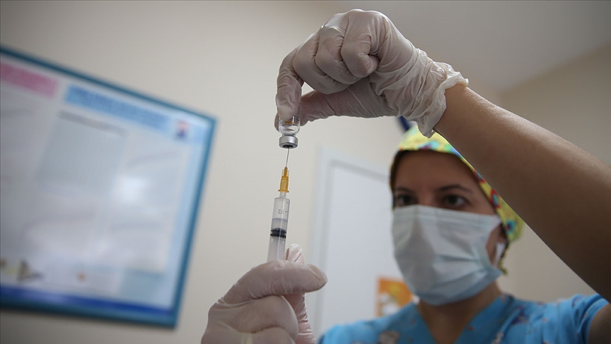 Koronavirüs aşısı olmayanlara yeni kısıtlamalar gündemde