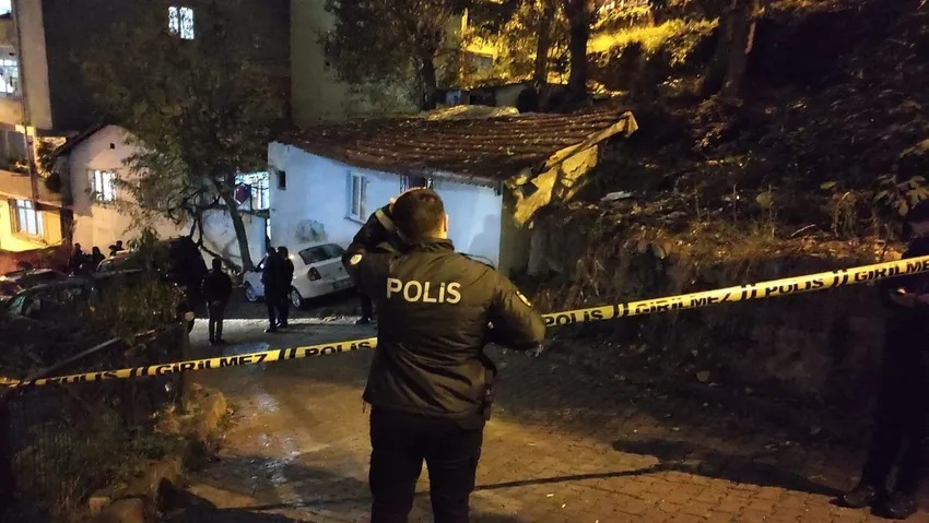 Kuştepe'de gecekonduda üç ceset bulundu