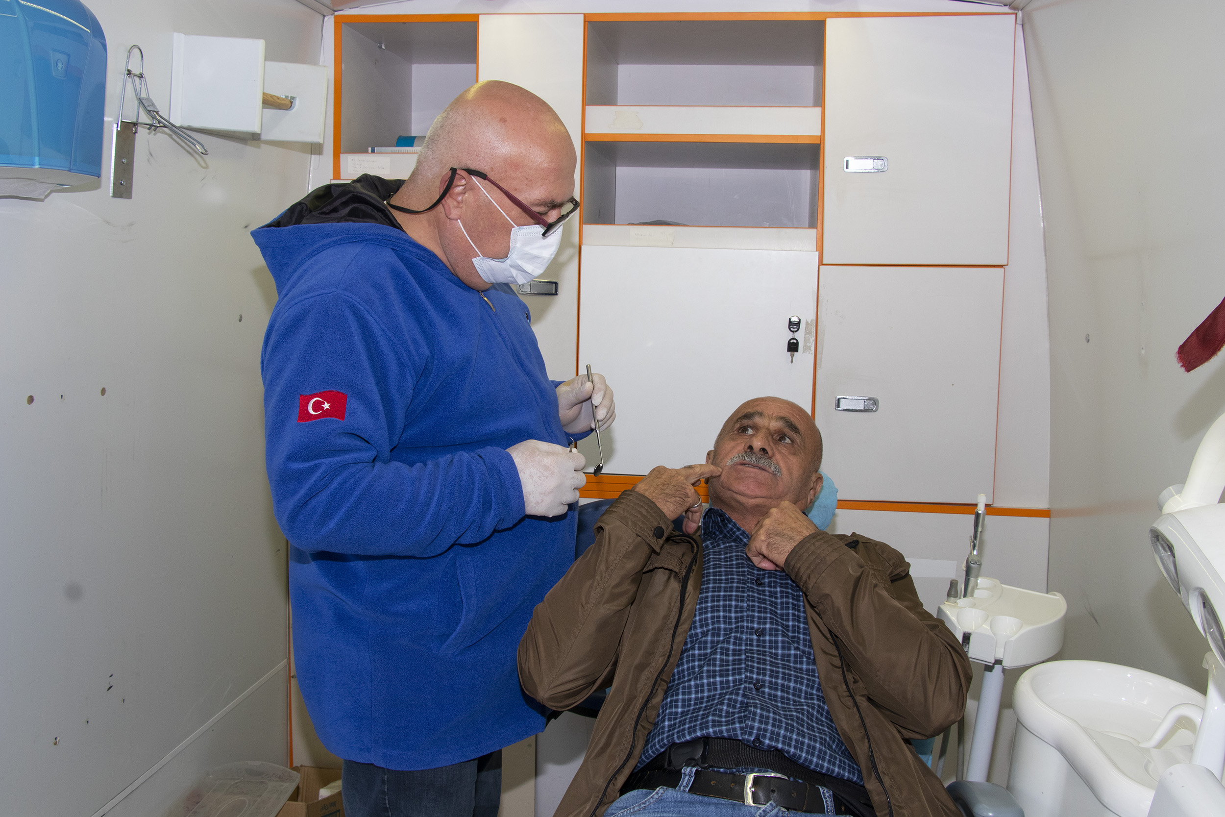 Mersin Büyükşehir Belediyesi'nden ücretsiz ağız sağlığı ve diş kontrolü