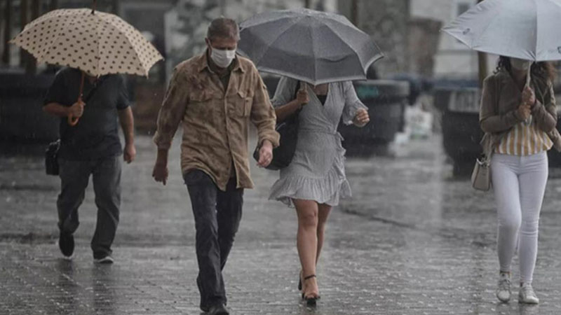 Meteoroloji'den bayram uyarısı: İstanbul dahil 23 ile sağanak uyarısı