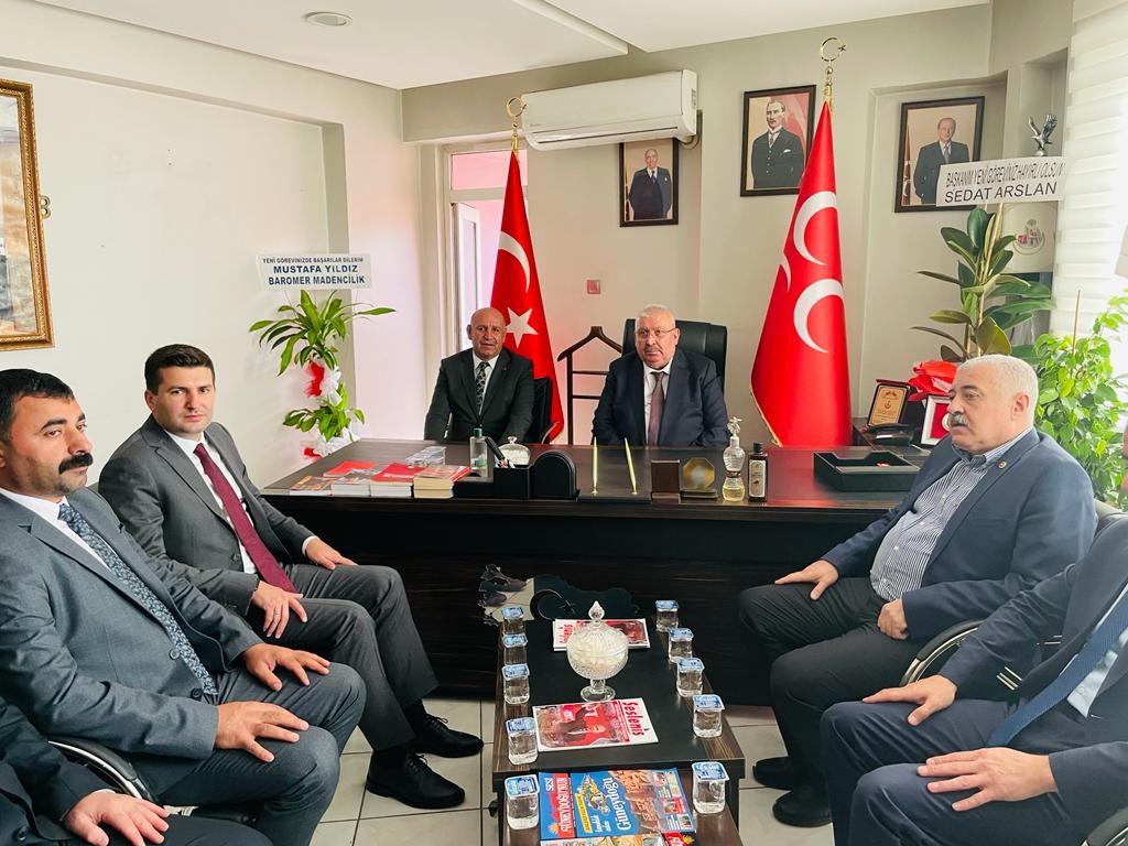 MHP Diyarbakır'da beş ilçe başkanı istifa etti