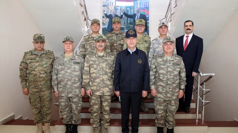 Milli Savunma Bakanı Hulusi Akar ve komutanlar Azerbaycan'da