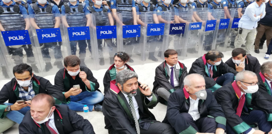 Milliyetçi avukatlardan Barolar Yürüyüşü'ne destek geldi