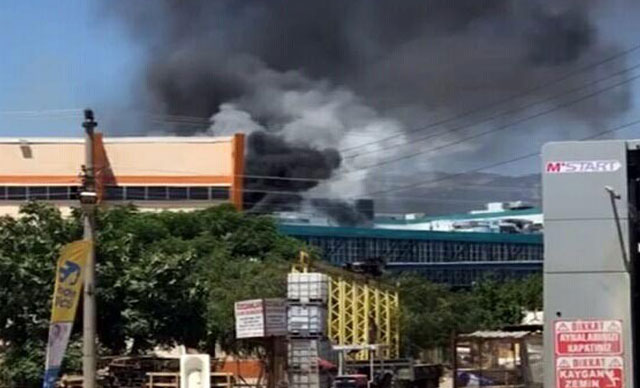 Ödemiş Devlet Hastanesi'nde korkutan yangın