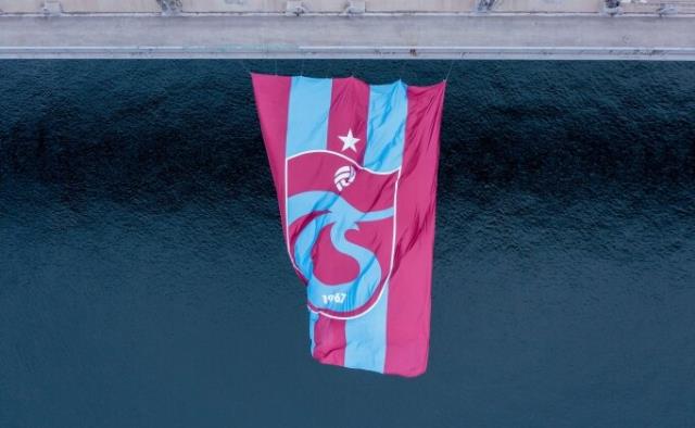 Rambo Okan üçüncü denemede Trabzonspor bayrağını indirdi