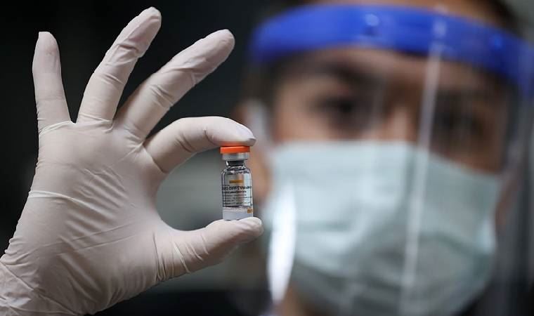 Sağlık Bakanlığı'ndan uygulanması durdurulan CoronaVac aşısıyla ilgili açıklama