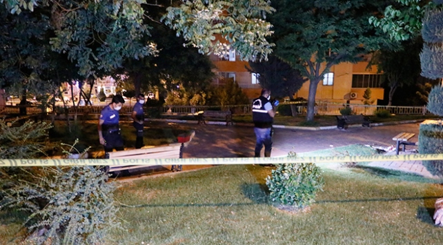 Şanlıurfa'da parkta oturan aileye silahlı saldırı: 1 ölü, 1 yaralı