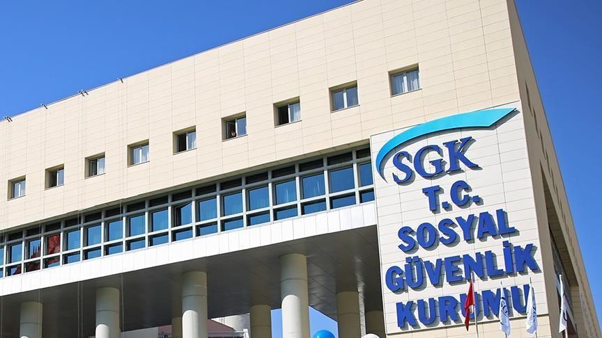 SGK'den EYT düzenlemesi sonrası 'emekli aylığı bağlama' açıklaması