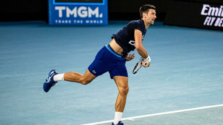 Sınır dışı edilen Novak Djokovic, Avustralya'dan ayrıldı