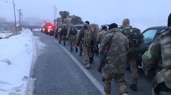 Tatvan'da askeri helikopter düştü: 11 asker şehit, 3 asker yaralı