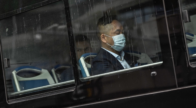 Toplu taşıma araçlarının camlarında koronavirüs riski