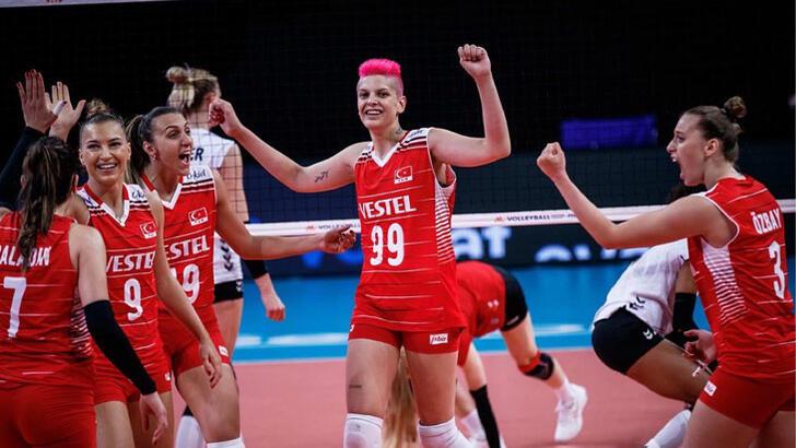Türkiye A Milli Kadın Voleybol Takımı, Avrupa Şampiyonası'nda 4'te 4 yaptı