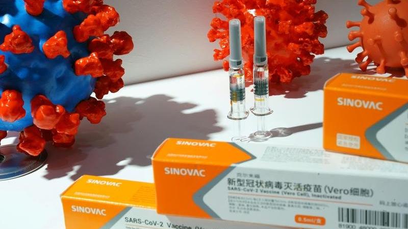 Türkiye'de koronavirüs aşısı için randevu verilmeye başlandı