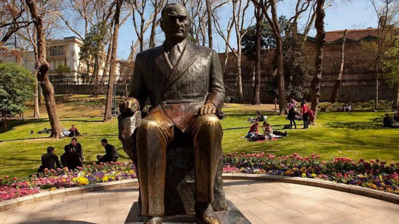 Türkiye'nin Prag'da Atatürk heykeli dikme talebi reddedildi